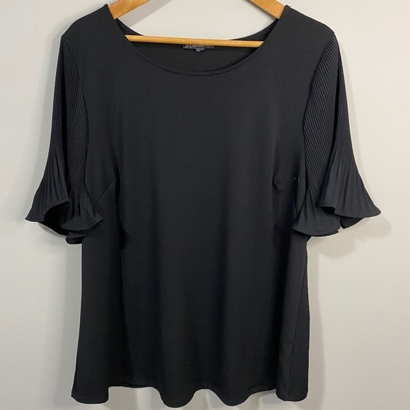 Adrianna Papell Short Bell Sleeve Women's Black Blouse - Picture 1 of 9